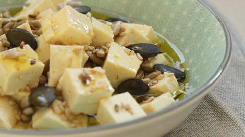 recette de tofu aux graines, huile d'olive d'Aix-en-Provence AOP