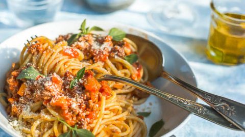 huiles et olives, Spaghettis à la bolognaise