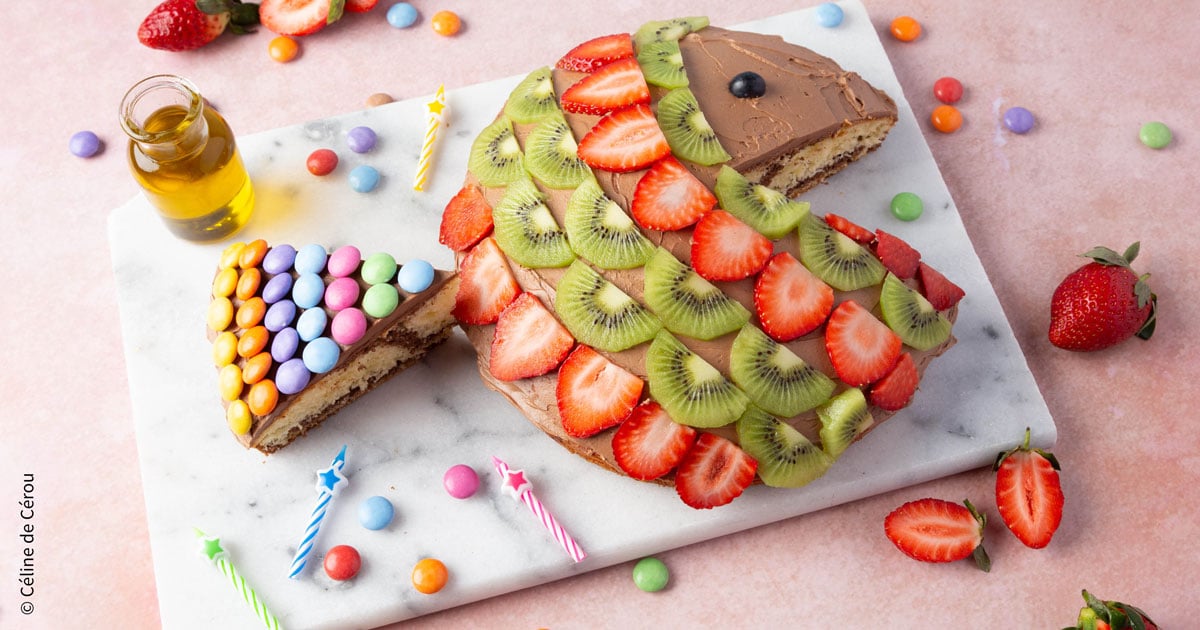 Gâteau d'anniversaire poisson au chocolat facile - Recette par Amandine  Cooking