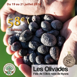 huiles et olives, fête des Olivades, à Nyons en juillet 2024