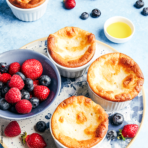 huiles et olives, recettes, gâteau soufflé au yaourt et aux fruits, à l'huile d'olive