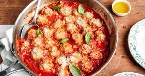 huiles et olives, recette de boulettes de veau à la sauce tomate