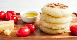 huiles et olives, recette potato buns au comté, herbes de provence, noix de muscade, huile d'olive de Haute-Provence AOP