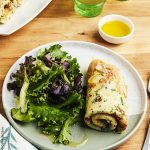 Recette de crêpes salées roulées au bacon, fromage et huile d'olive