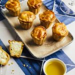 Recette de Petits pâtés nîmois à la brandade, huile d'olive goût maturé