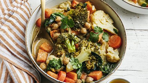 recette de Curry vert thaï aux légumes de saison, huile d'olive de Provence - olives maturées AOP