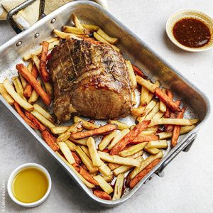 recette de Rôti de porc à la toscane, ail, romarin & huile d’olive de la Vallée des Baux-de-Provence AOP